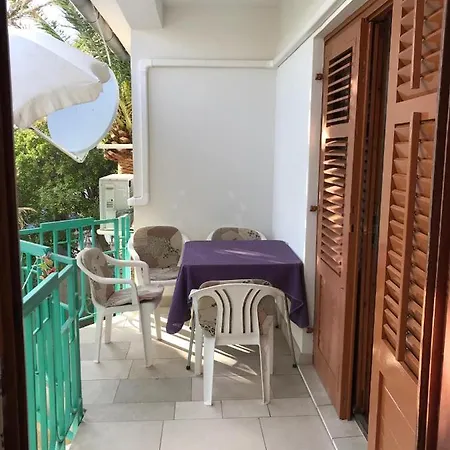 Apartments Ruza Mikelic Banjol Exterior foto